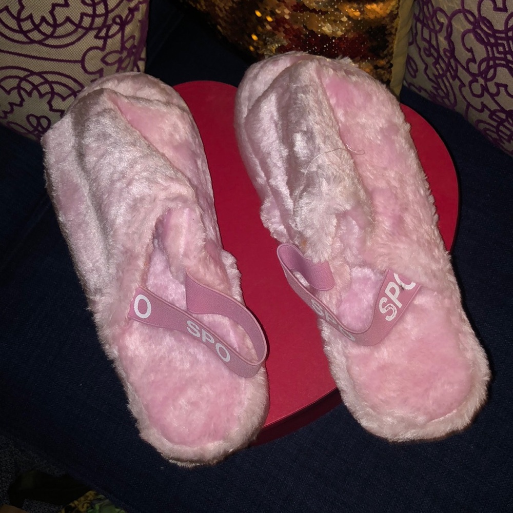 barbie pink trendy outside slides NEVER WORN 🗣